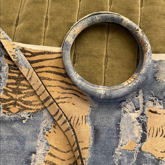 Stylish Blue and Tan Women's Bag - Picture 2 of 4